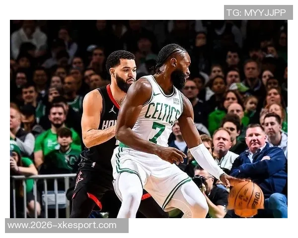 主场迎战绿军哈克斯和米切尔缺席球队面临挑战 主场迎战绿军哈克斯和米切尔缺席球队面临挑战